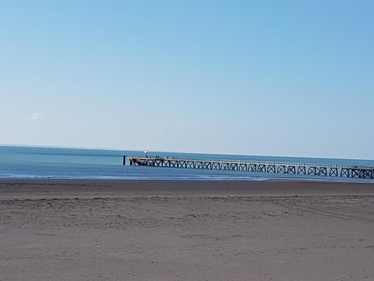T2 Vue Les Pieds Dans L'eau Avec Parking Prive